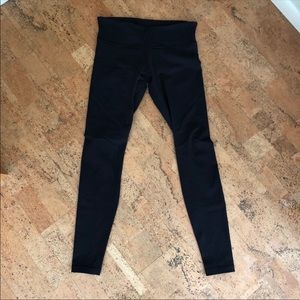 Lululemon Black Wunder Under Leggings Size 10
